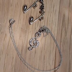 Source Unknown Silver Music Note Necklace